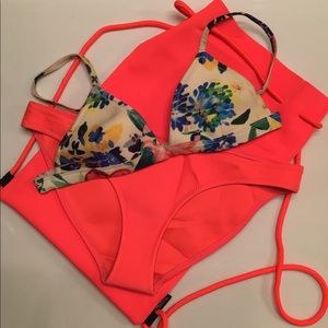 TRIANGL Bikini